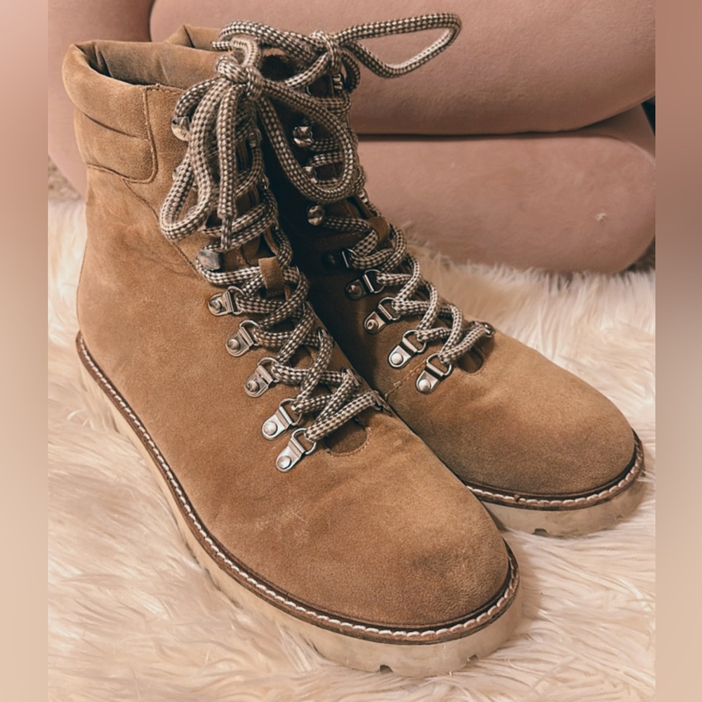 Oasis Society Lace Up Combat Boot- Size 9